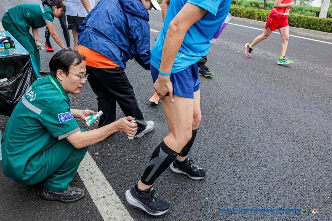 b体育：在“干净跑道”上奔跑——写给跑友的一封信：反知识普及与安全用药提醒(图3)